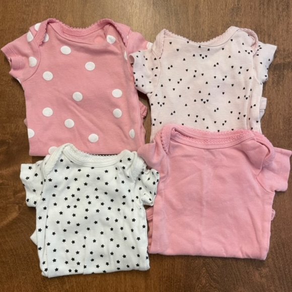 Gerber: Lot of 8 Newborn Bodysuits - Picture 3 of 4